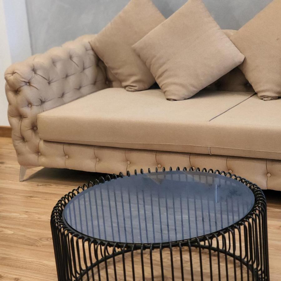 The Laurels - City Center Apartment ティラナ エクステリア 写真